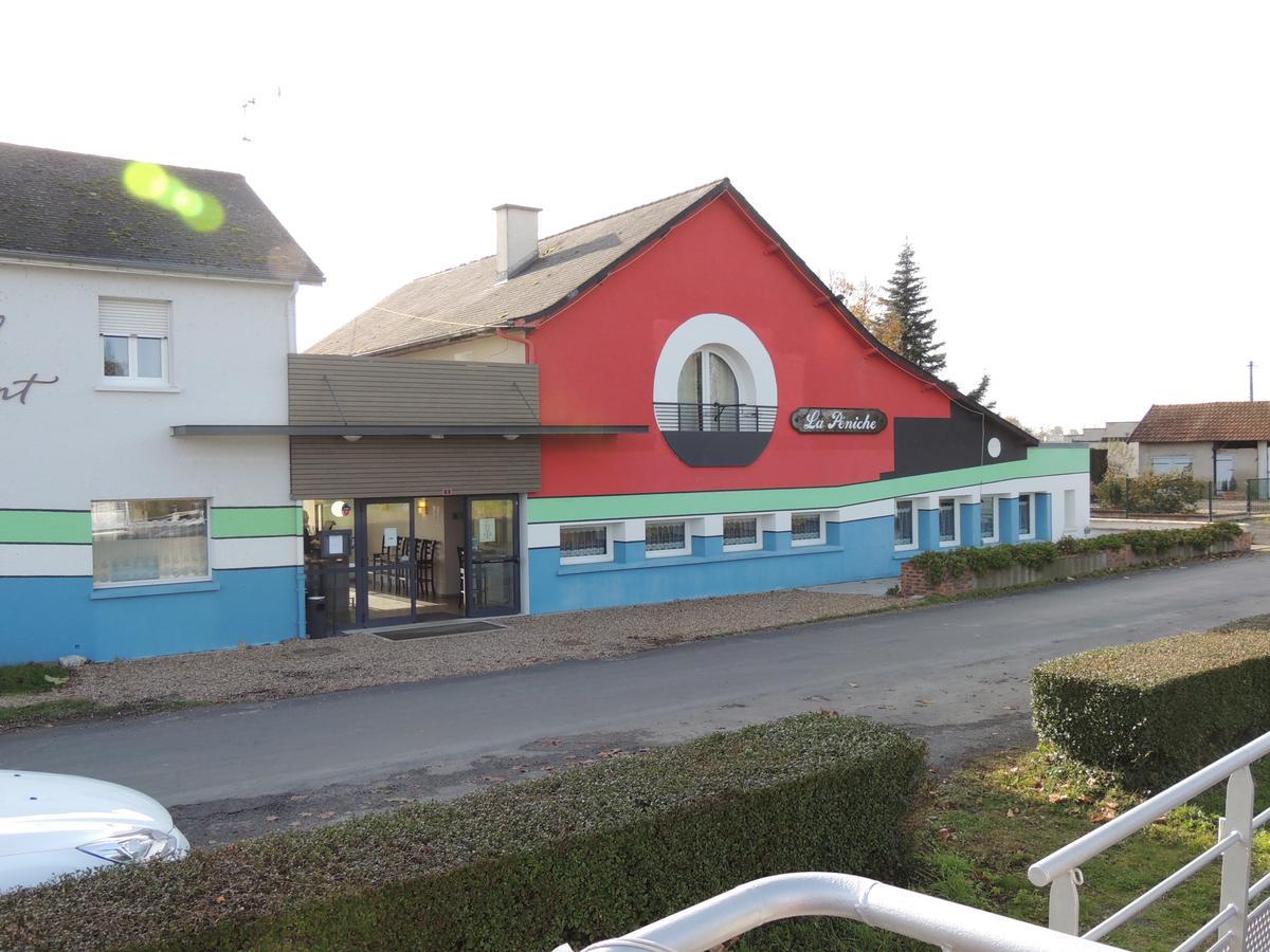 La Peniche Hotel Pierrefitte-sur-Loire Екстериор снимка