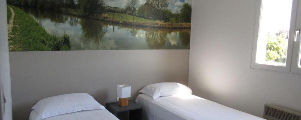 La Peniche Hotel Pierrefitte-sur-Loire Екстериор снимка